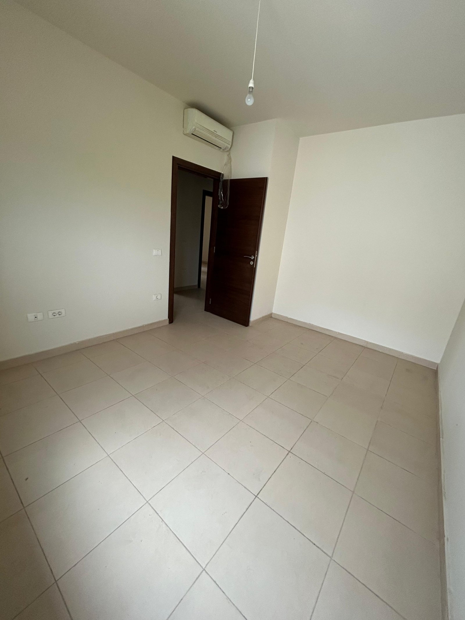 WhatsApp Image 2025-09-08 at 15.40.03_ac315365